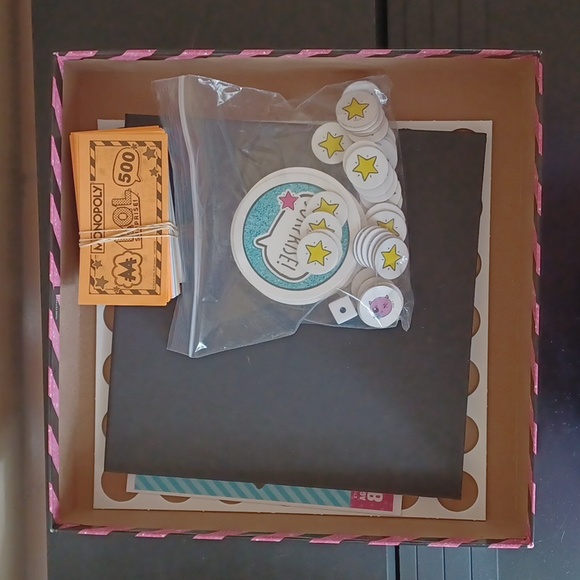 NWOT Monopoly L.O.L surprise for age 8+ - Picture 5 of 11